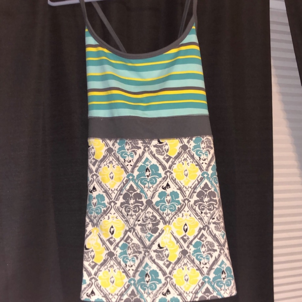 Sports tank top